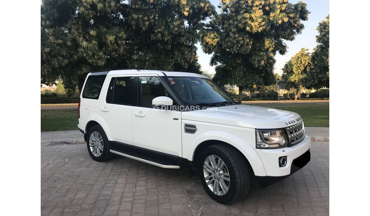 Land Rover Discovery HSE | 3.0L V-6 SUPERCHARGED 4x4 | GCC SPECS