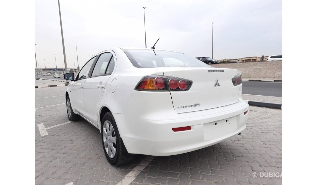 Mitsubishi Lancer Mitsubishi Lancer 2017 g cc 1.6 full automatic accident free original pant very good condition clean