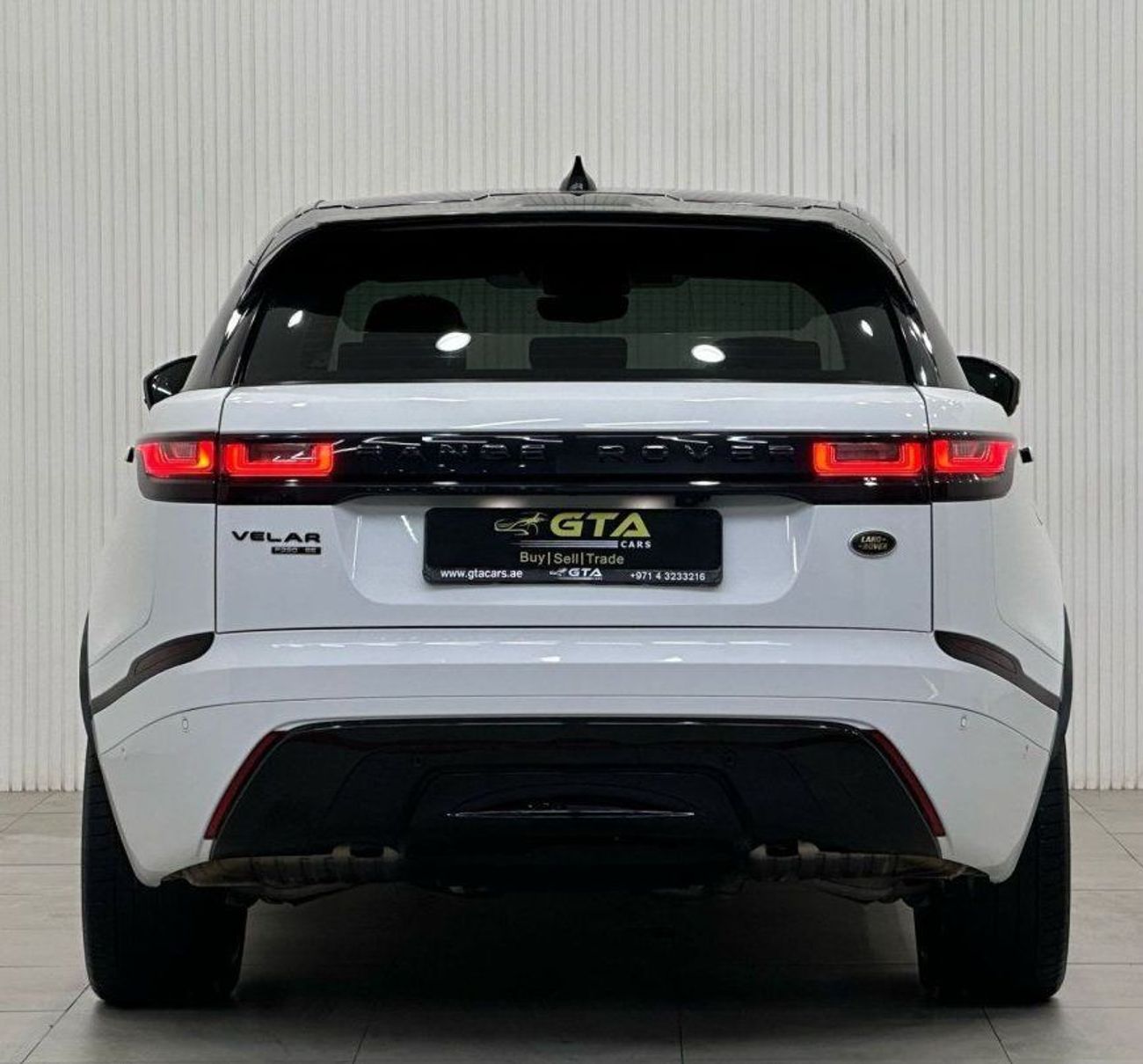 Land Rover Range Rover Velar P380 SE 3.0L 2018 Range Rover Velar P380, 1 Year Unlimited Km Warranty, Full Service History, GCC