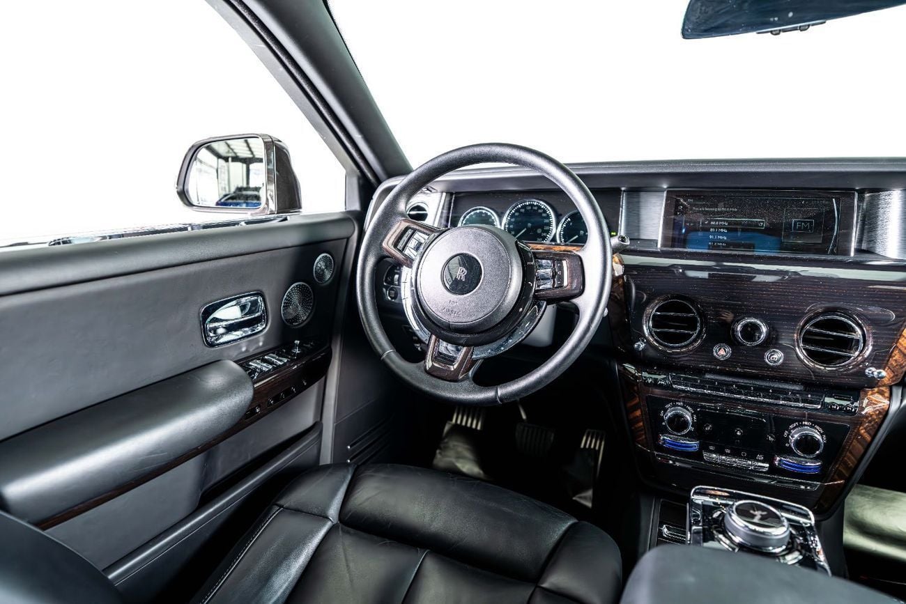 Rolls Royce Phantom STANDARD 6.8L Diamond Grey Exterior Color-24 Inch Chrome Rims-Star Light System