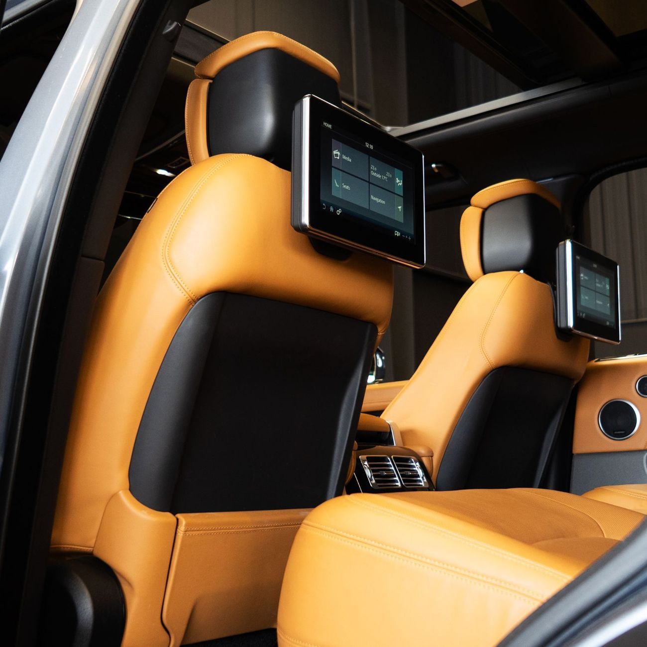 لاند روفر رينج روفر Autobiography 5.0L (510 HP) AED 3,640 pm  • 0% Downpayment • Range Rover Autobiography • 1 Year Warr