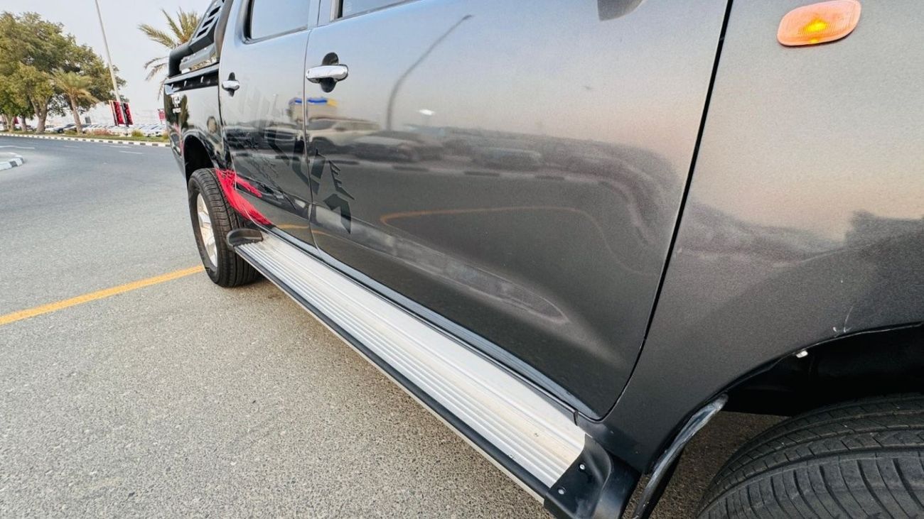 تويوتا هيلوكس -