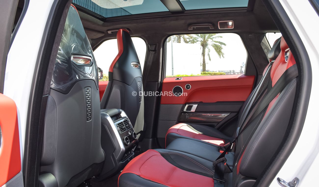 لاند روفر رينج روفر سبورت SVR 5.0 V8 | Super Charged | 2022 | Original Carbon Fiber Edition