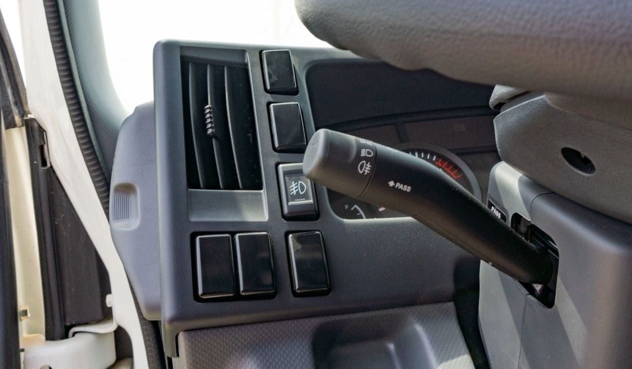 إيسوزو NPR 2025 Isuzu NPR71H241