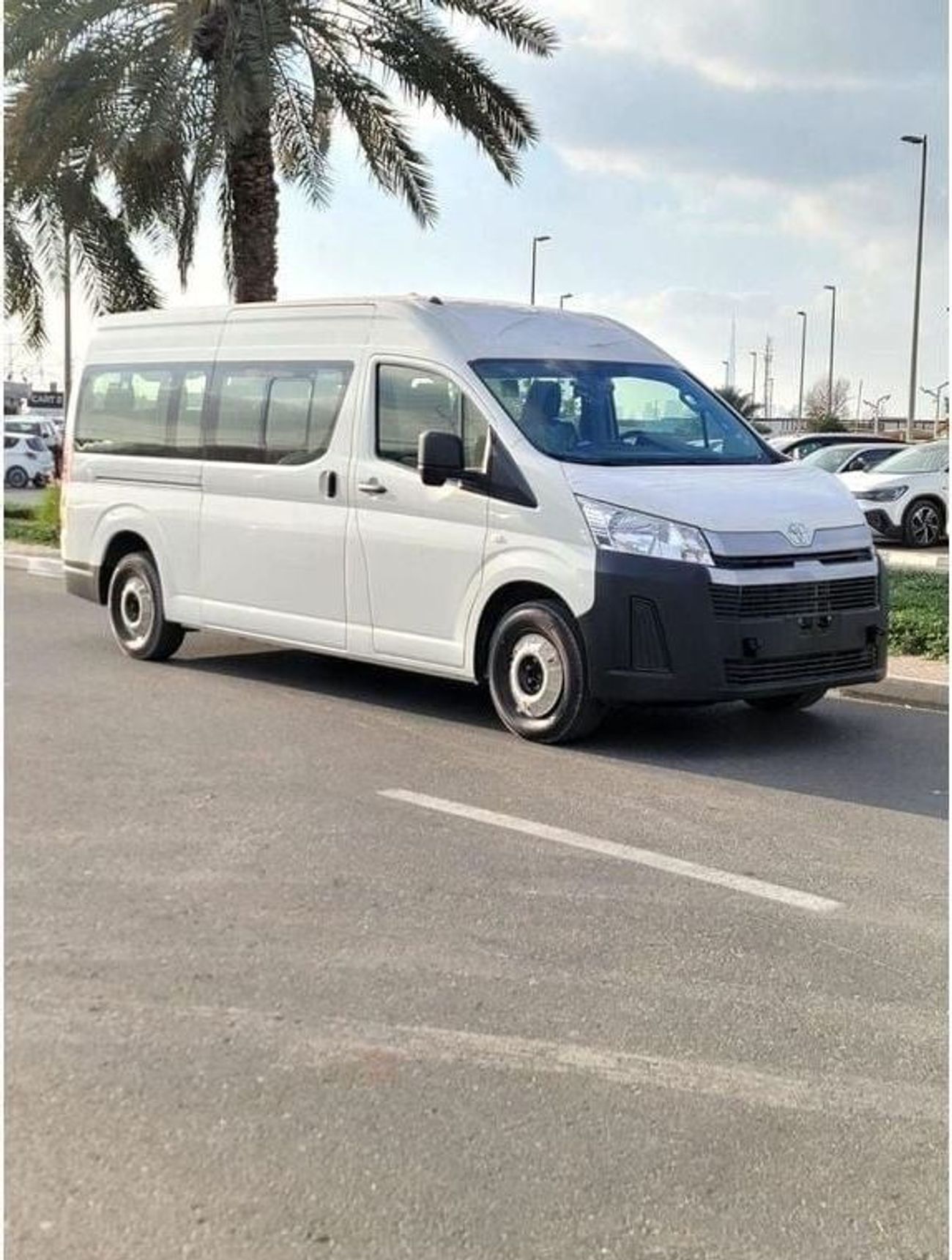 New TOYOTA HIACE H\R 3.5 L AT 2025 2025 for sale in Dubai - 811215