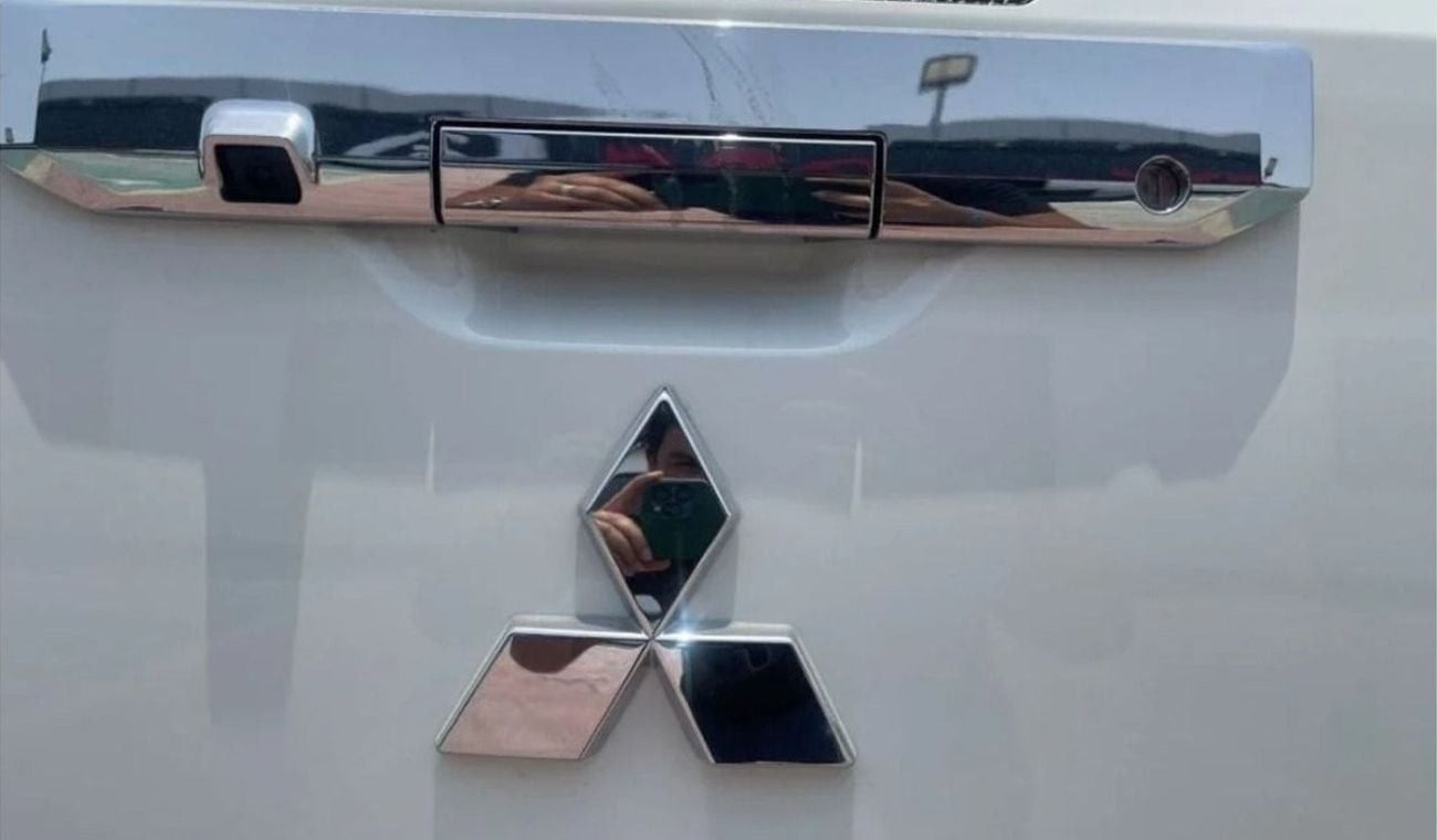 Mitsubishi L200 L200 GLX AT FULL OPTION DIESEL