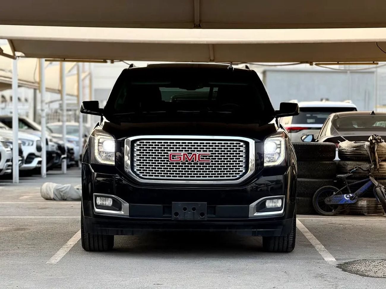 GMC Yukon Denali