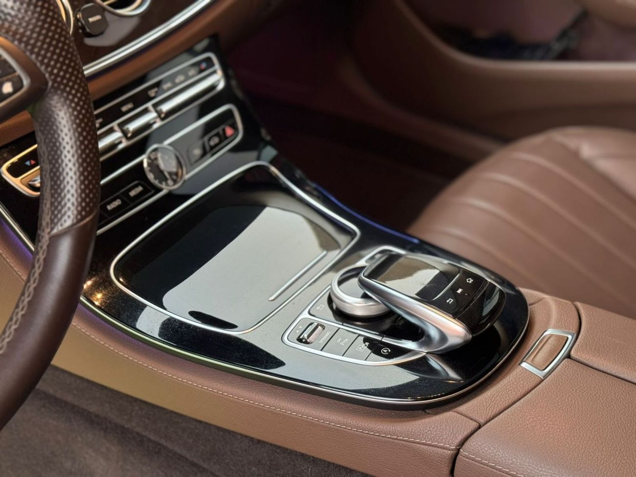 Mercedes-Benz E200 E200 2018 GCC UPDATE E63