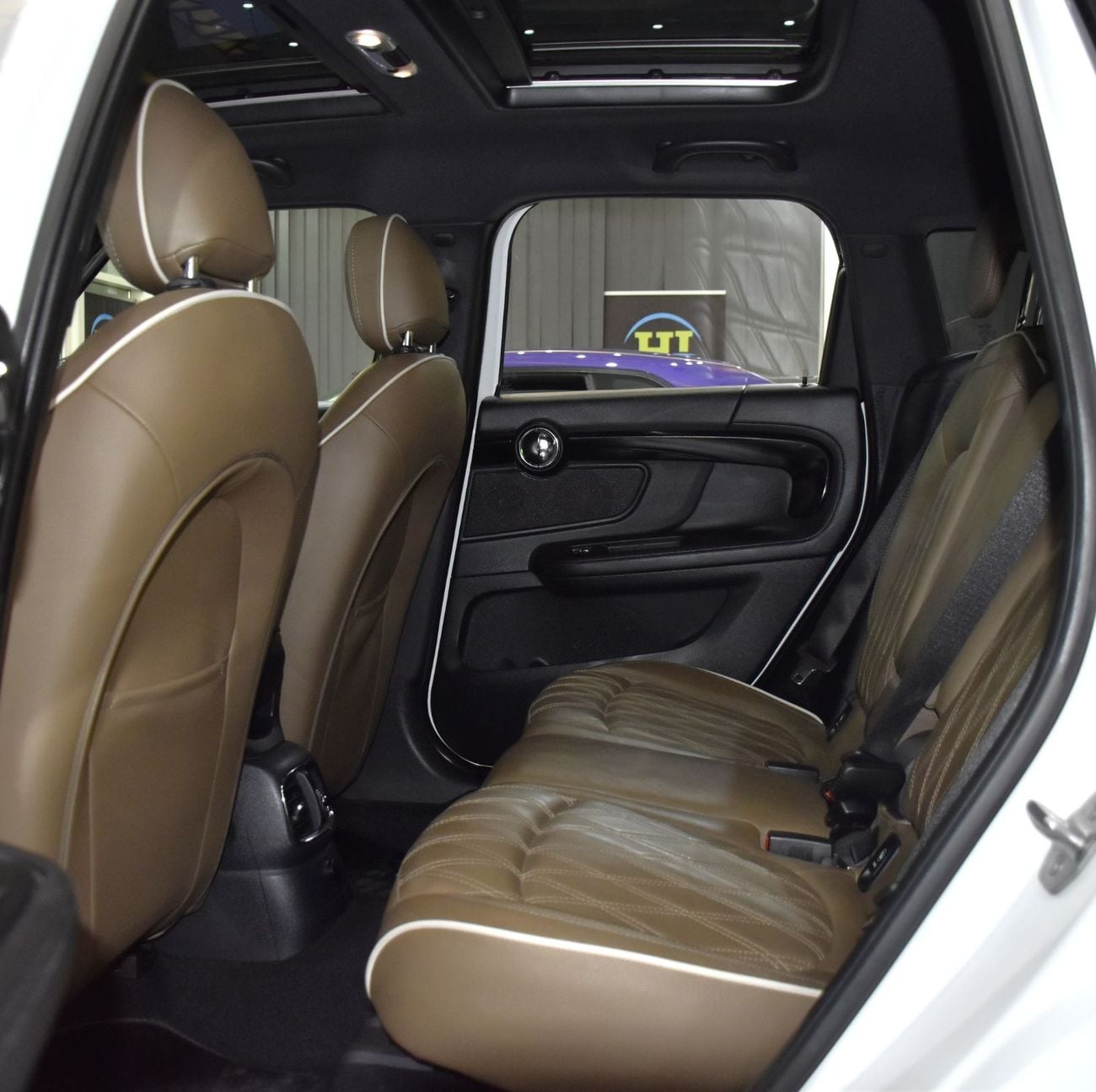 Mini Cooper S Countryman ALL4 EXCELLENT DEAL for our Mini Countryman Cooper S All4 ( 2018 Model ) in White Color GCC Specs
