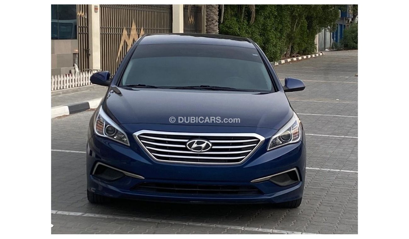 Hyundai Sonata SE Hyundai sonata 2016 Mileage 142.000 miles  Price 30.000 dirhams  4Cylinder,  Very clean inside an