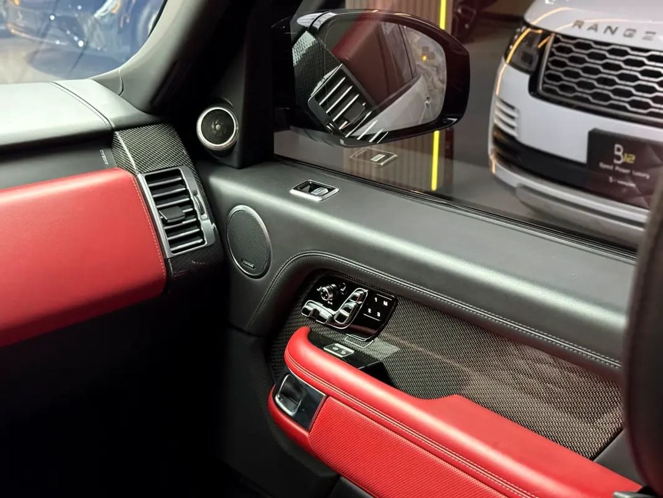 Land Rover Range Rover AUTOBIOGRAPHY SV