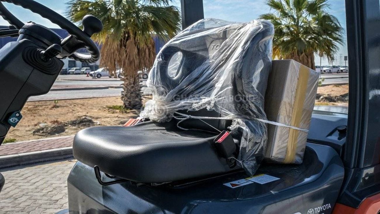 Toyota Fork lift DIESEL 3TON 3STAGE, 3LEVER 4500MM W/ SIDE SHIFT MY24