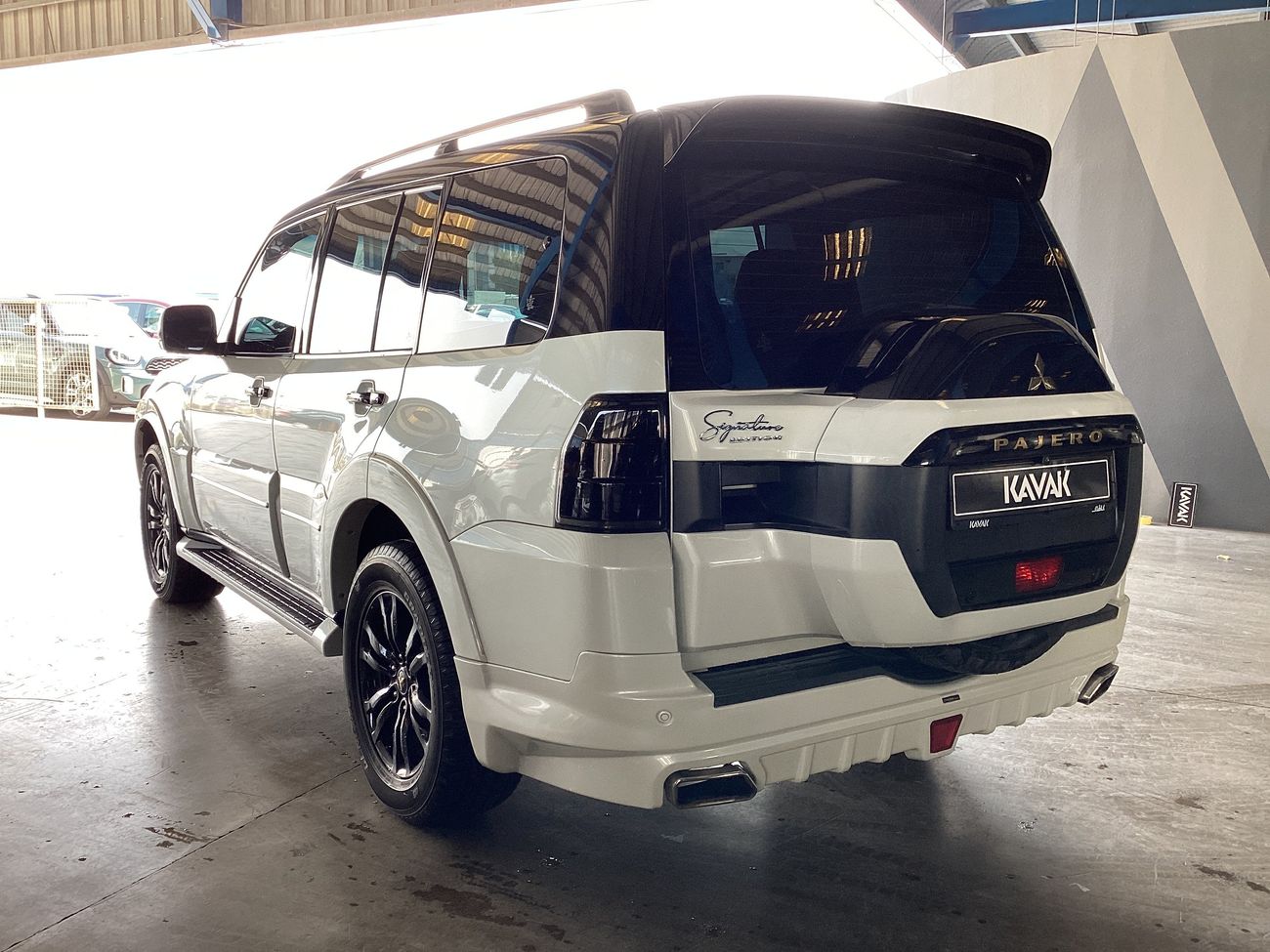 Mitsubishi Pajero Signature Edition | National Day Celebration | Guaranteed Warranty | 0 Down Payment