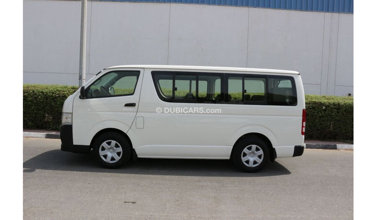 Toyota Hiace GL - Standard Roof TOYOTA HIAC 2013 PETROL 14 PASSENGER