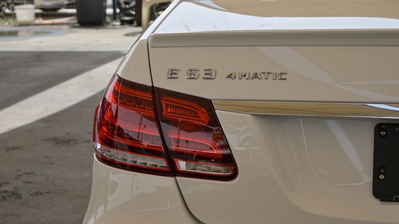 مرسيدس بنز E 63 AMG 4Matic V8 Biturbo