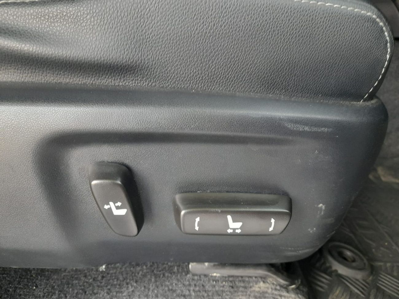 Toyota Hilux Right-Hand drive leather electric seats