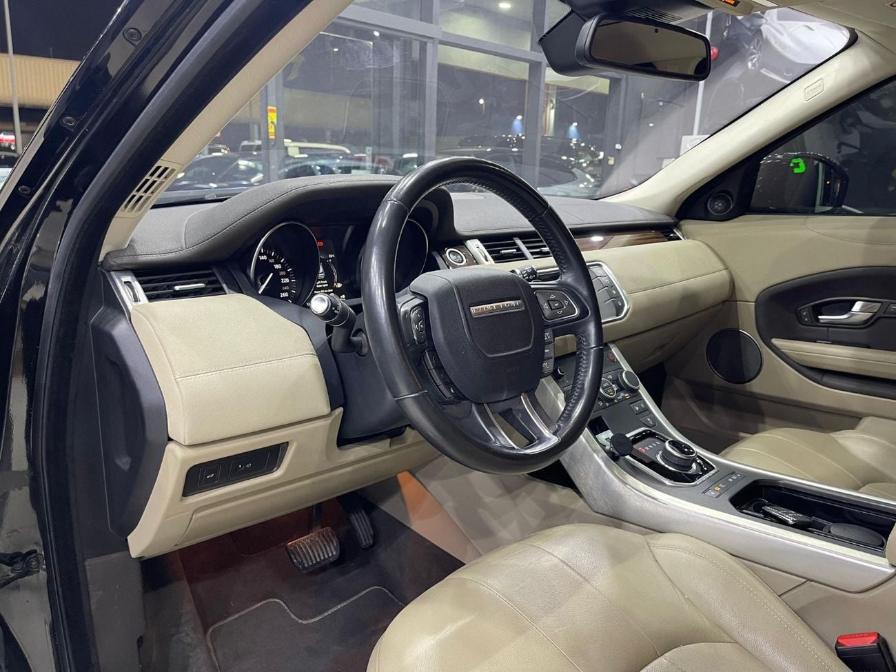 Land Rover Range Rover Evoque P200 R-Dynamic HSE 2.0L