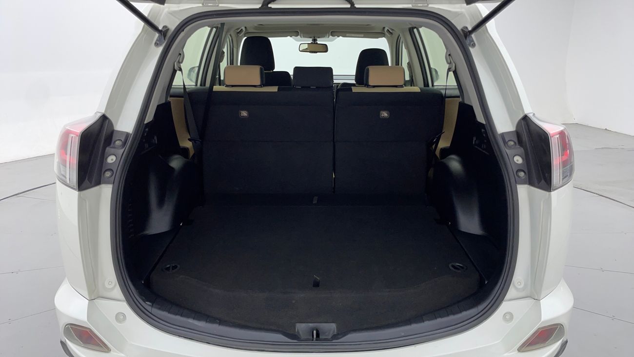 تويوتا راف ٤ GXR 2.5 | بدون دفعة مقدمة | اختبار قيادة مجاني للمنزل