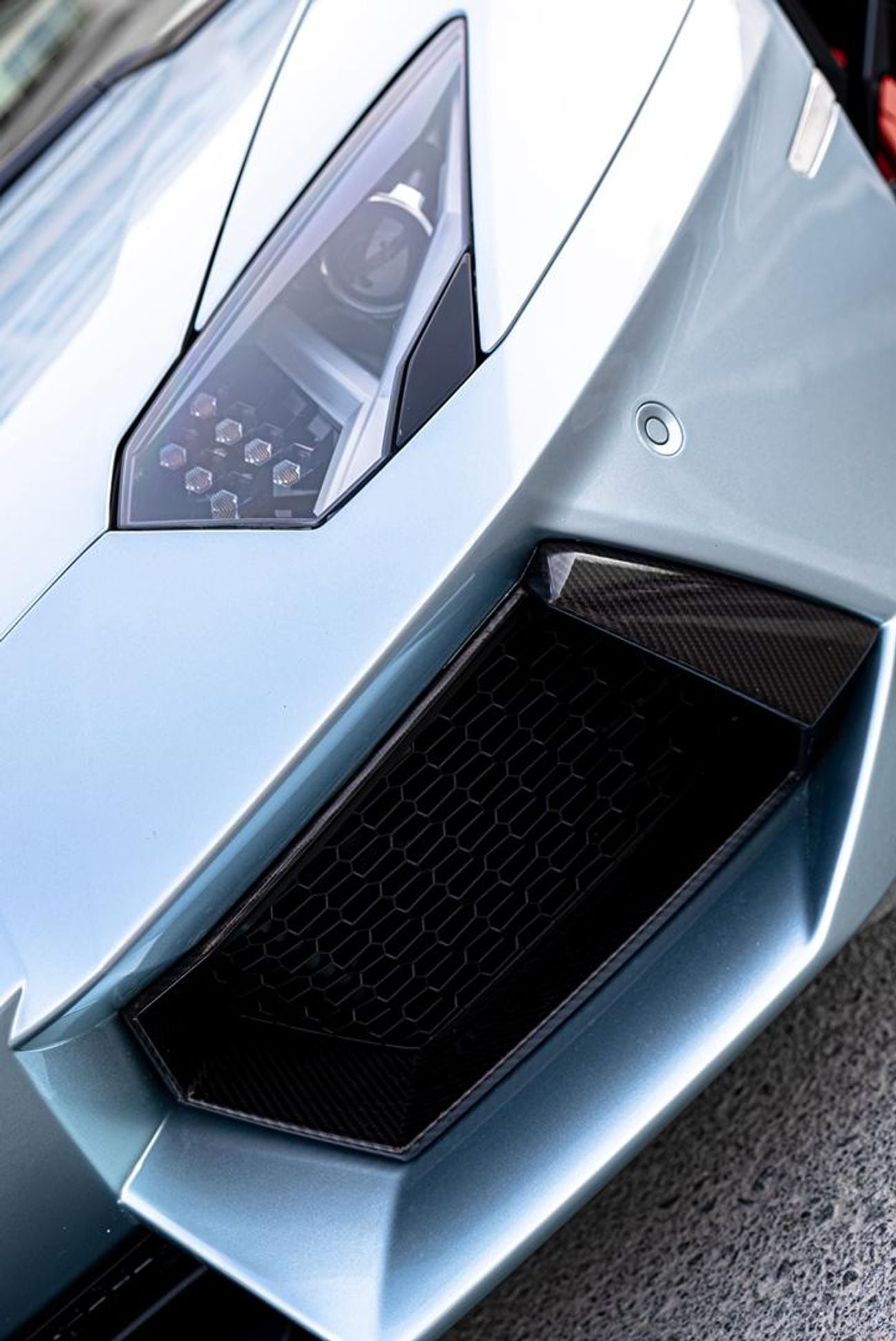 Lamborghini Aventador Roadster GCC Full Service history