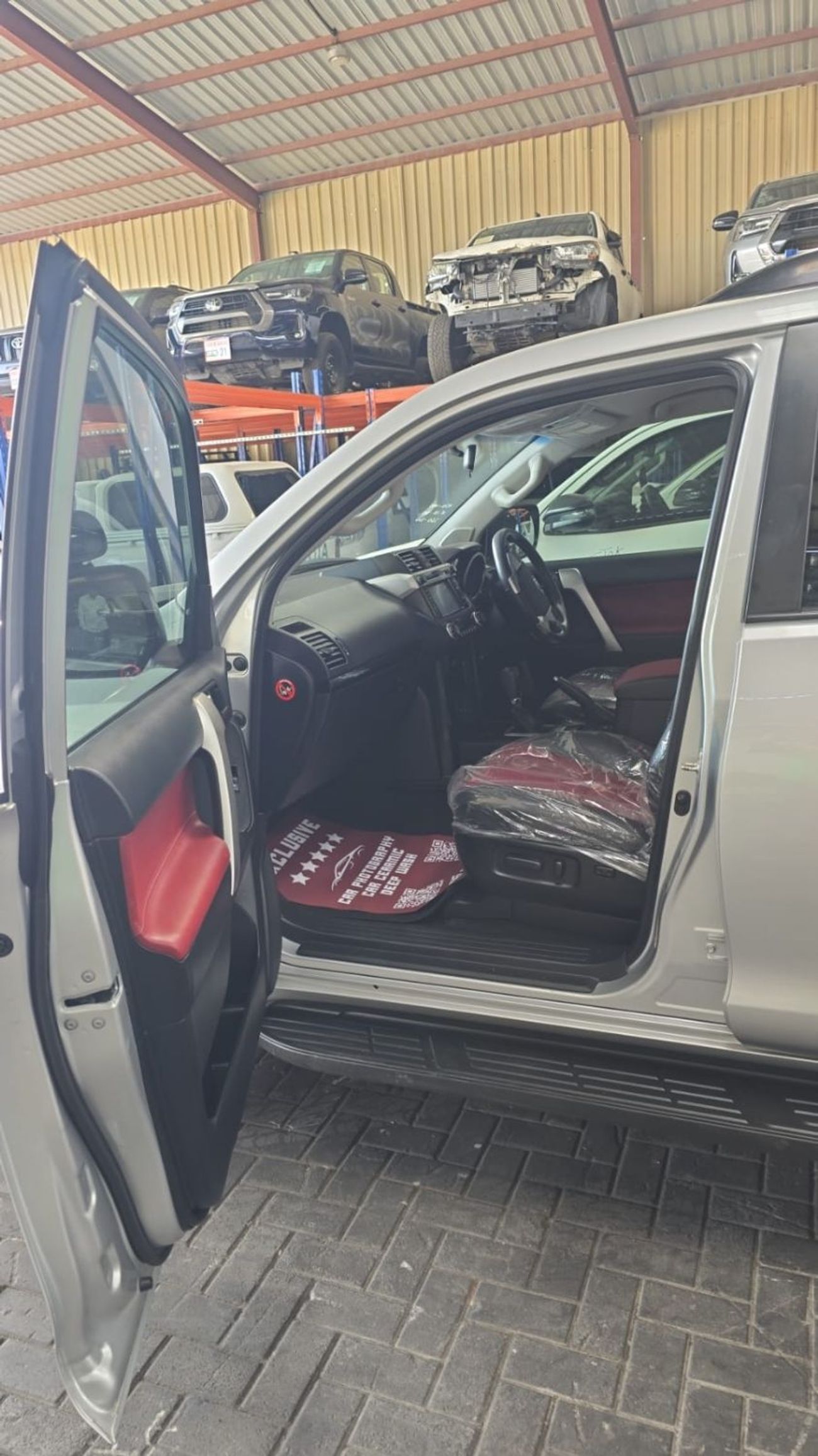 Toyota Prado DIESEL 2.8 LITER ,RIGHT HAND DRIVE