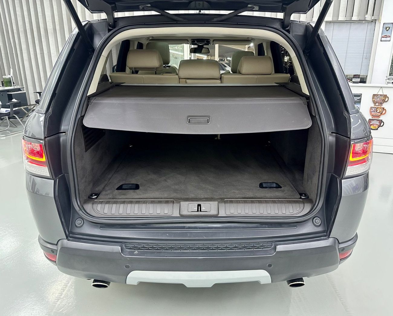 Land Rover Range Rover Sport HSE 3.0L (340 HP)