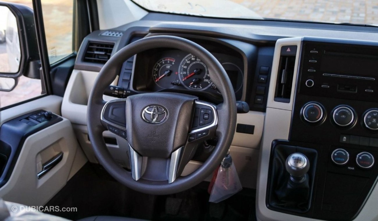 تويوتا هاياس Toyota HIACE D 2.8L PANEL 15 SEATS (Export Only)