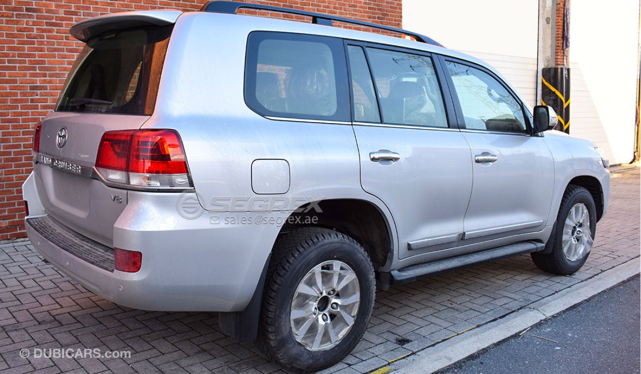 Toyota Land Cruiser 4.5L Turbo Diesel con Asientos de Cuero, Visión 360°, Pantallas Traseras y Techo Solar T/A 2019