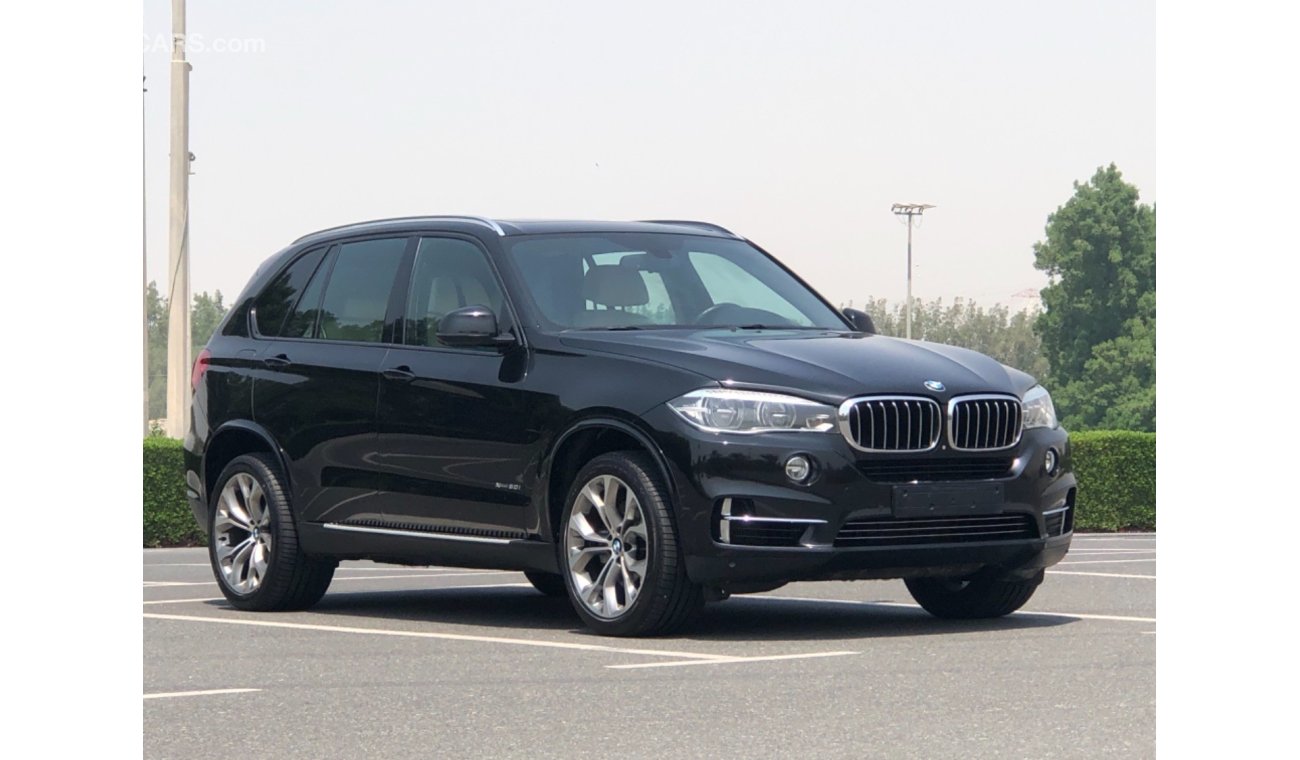 BMW X5 50i Luxury BMWX5 MODEL 2014 GCC car perfect condition full option panoramic roof 5 camera