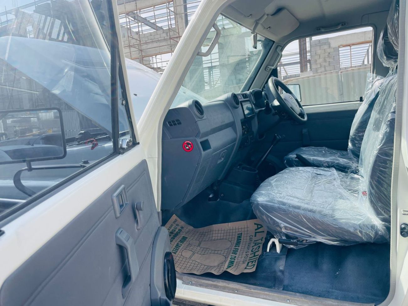 Toyota Land Cruiser Pick Up RIGHT HAND DRIVE ONLY FOR EXPORT 4.5 L 8 CYLIENDER