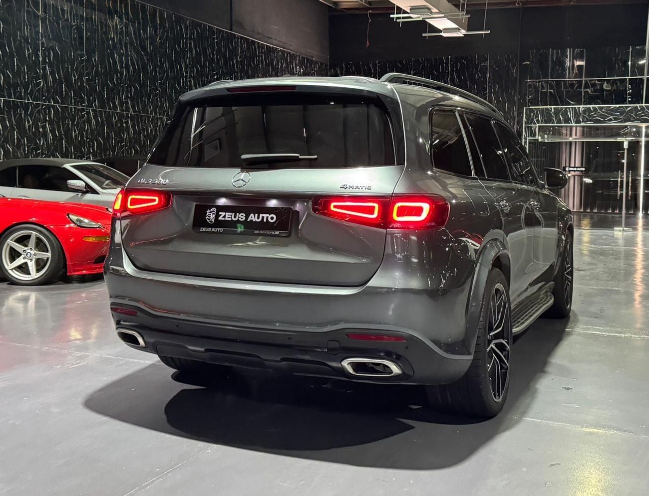 مرسيدس بنز GLS 580 STD