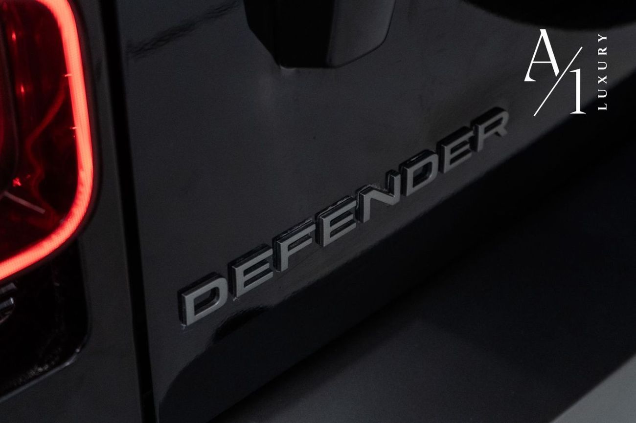 Land Rover Defender P400 110 X-Dynamic SE 3.0L (5 Seater) 2025 Defender, 5 Years Land Rover Warranty, Delivery Kms, GCC