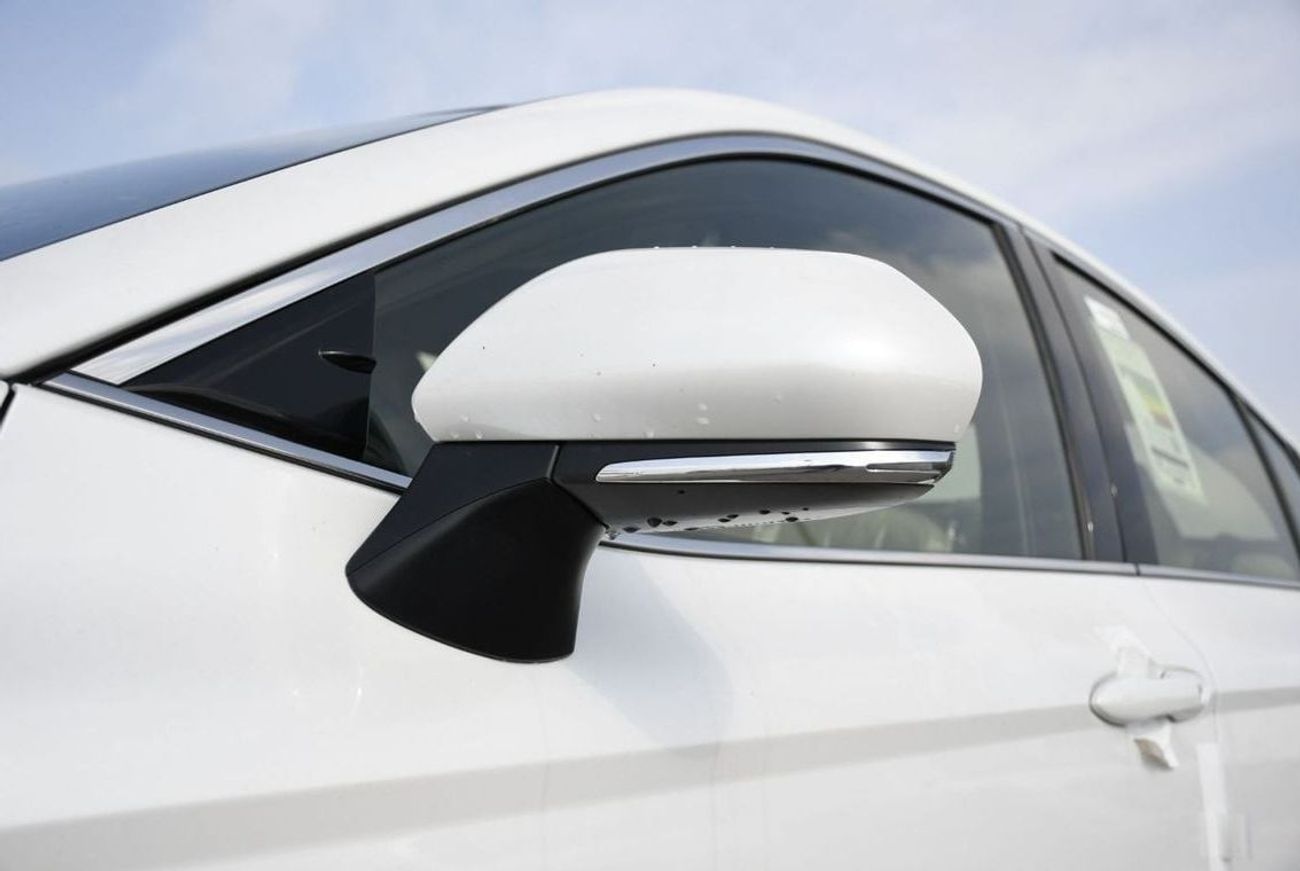 تويوتا كامري LE 2.5L HVE ( Black also available )