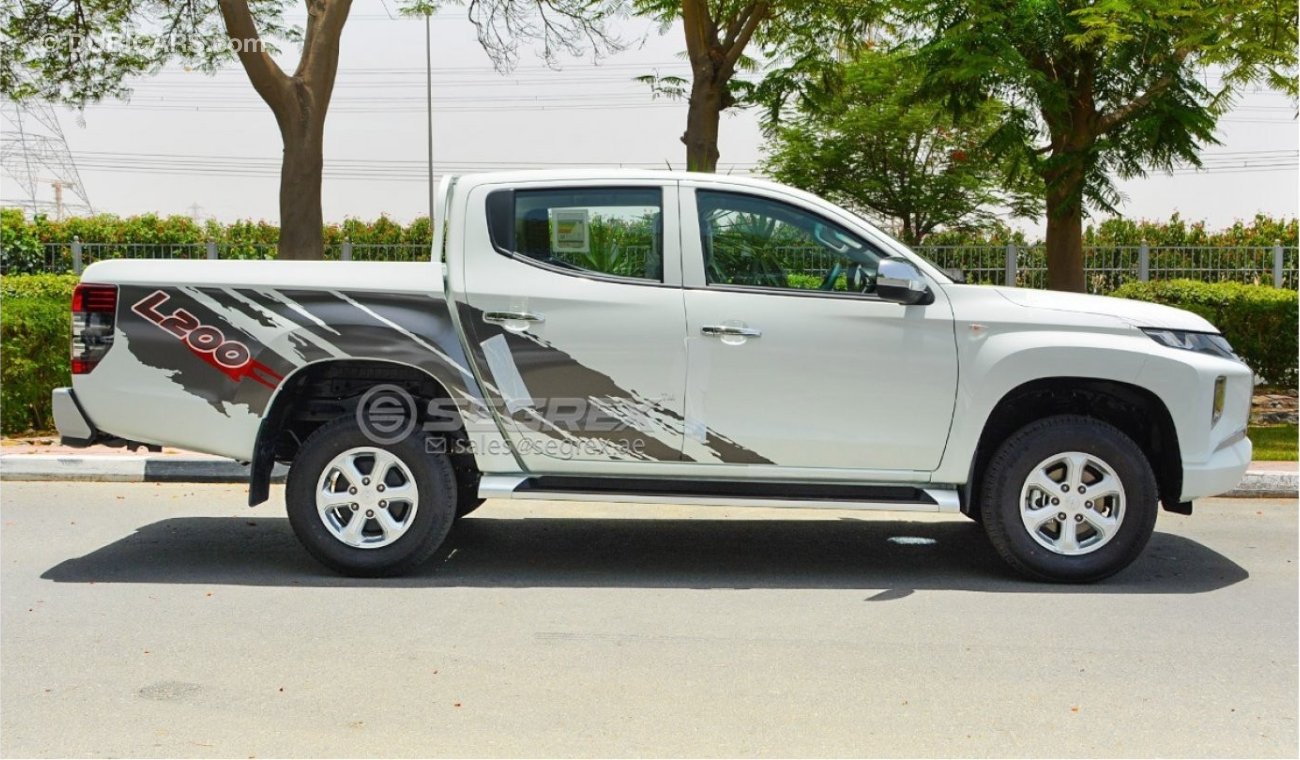 ميتسوبيشي L200 2.4L Chrome Package Turbo Diesel 4x4 T/M 2022