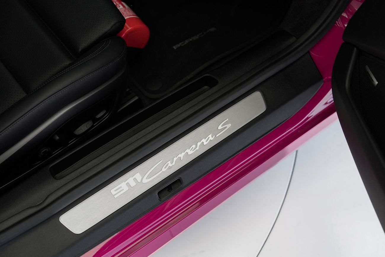 Porsche 911 Carrera S 3.0L (445 HP) Coupe