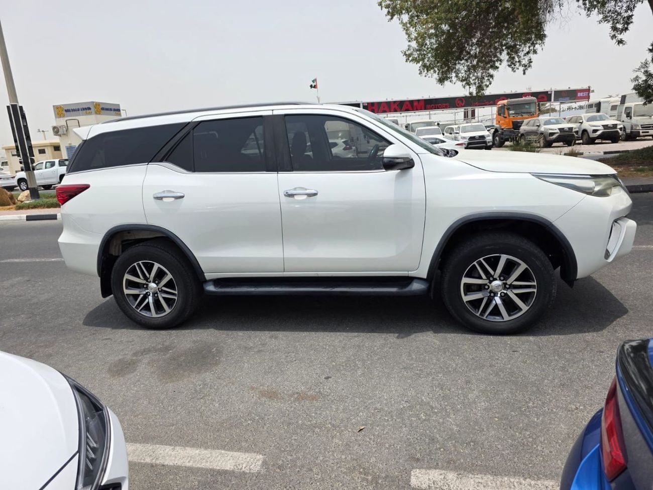 Toyota Fortuner diesel 2,8 liter right hand drive leather power seats with back camera