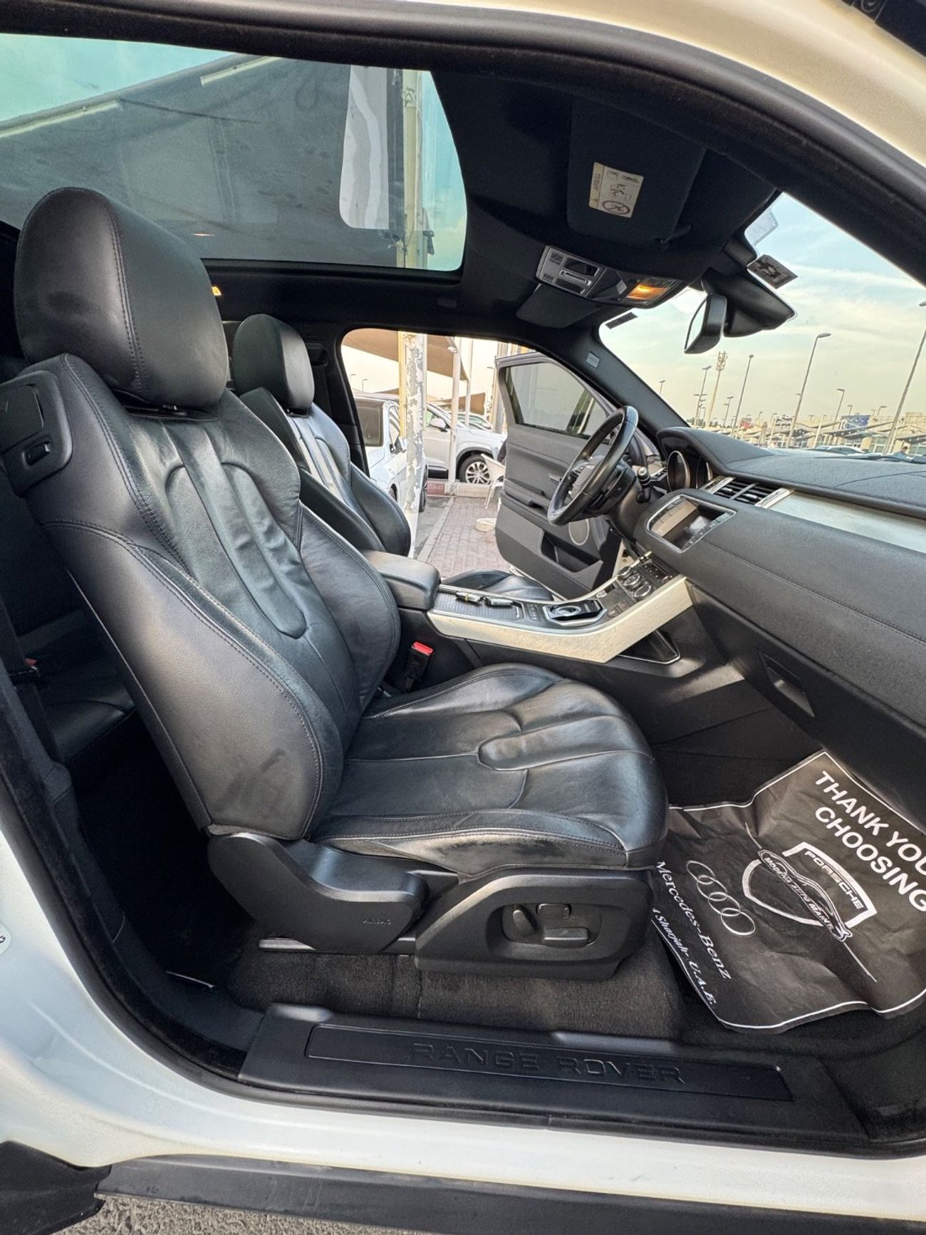 لاند روفر رانج روفر إيفوك HSE 2.0L Convertible