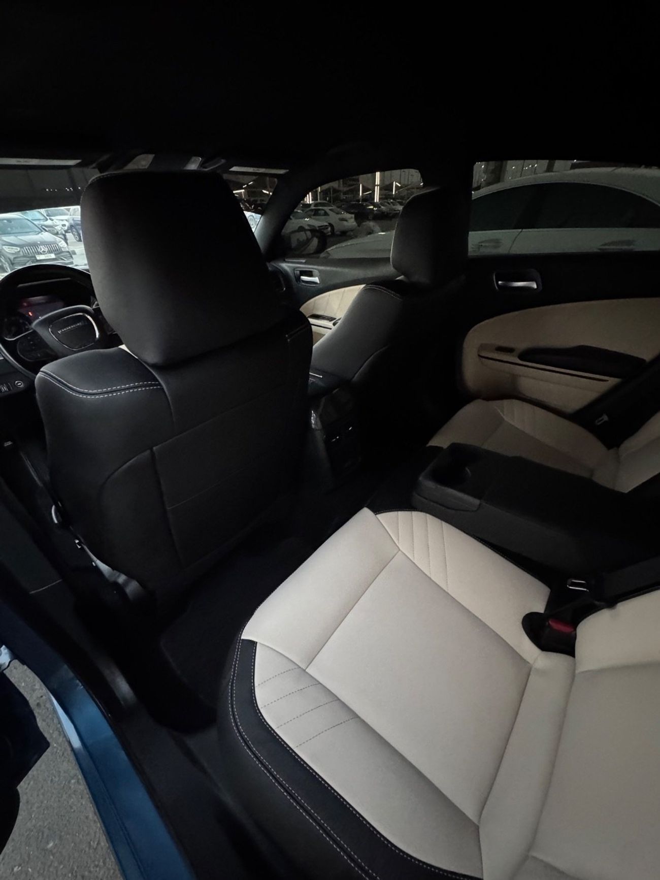 Dodge Charger SXT Plus 3.6L