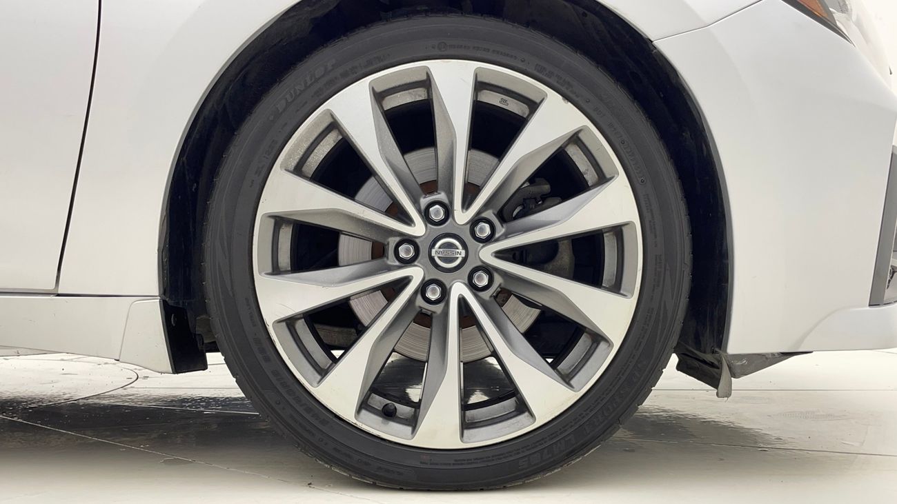 Nissan Maxima SR 3.5 | Zero Down Payment | Home Test Drive