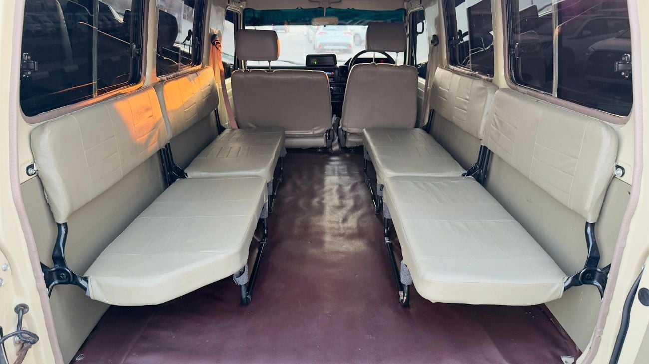 Toyota Land Cruiser 70 HARD TOP | RHD | 4.2L DIESEL ENGINE | MANUAL TRANSMISSION | AIR SNORKEL | PREMIUM BULL BAR INSTALLED