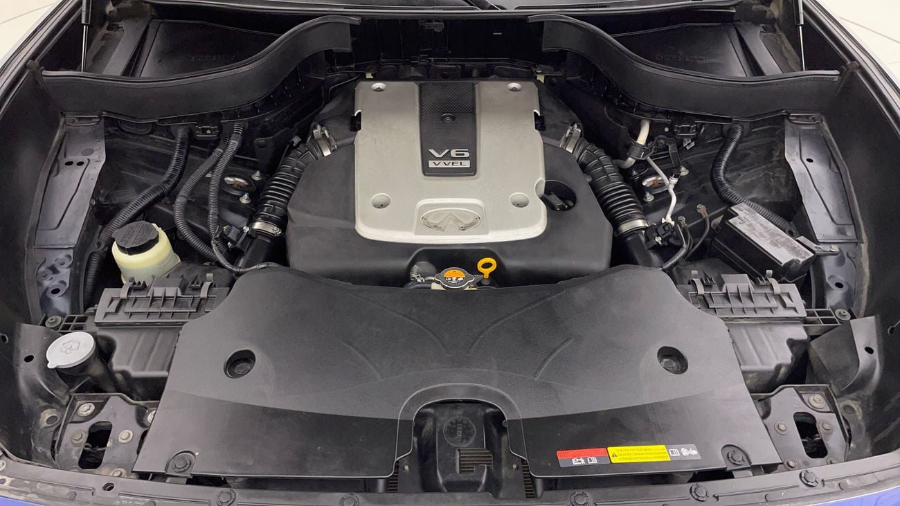 إنفينيتي QX70 LUXURY 3.7 | بدون دفعة مقدمة | اختبار القيادة في المنزل