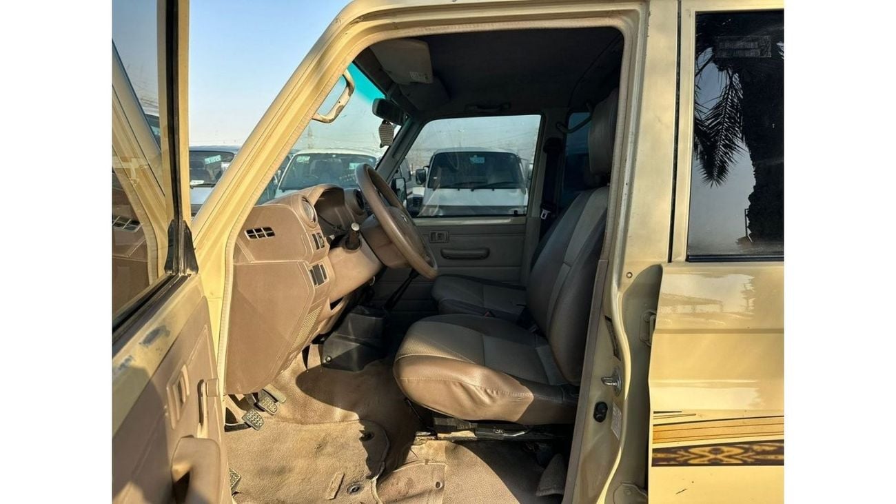 Toyota Land Cruiser Pick Up DOUBLE CABIN PICKUP | LHD | 4.0L PETROL ENGINE | 2013 | 4 X 4