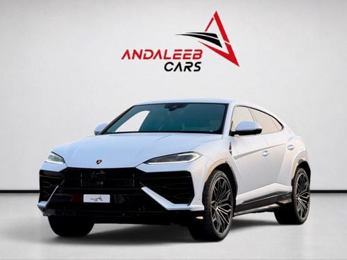 Lamborghini Urus SE UM FILE OPEN | SERVICE CONTRACT TILL 2030 | MATTE PPF | FULL AGENCY HISTORY