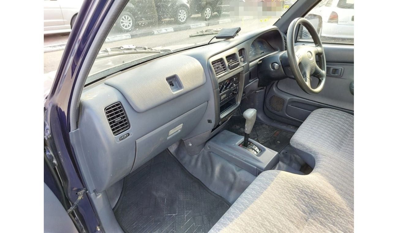 تويوتا هيلوكس TOYOTA HILUX PICK UP RHD 2003 MODEL 2.0 L PETROL AUTOMATIC(PM44912)