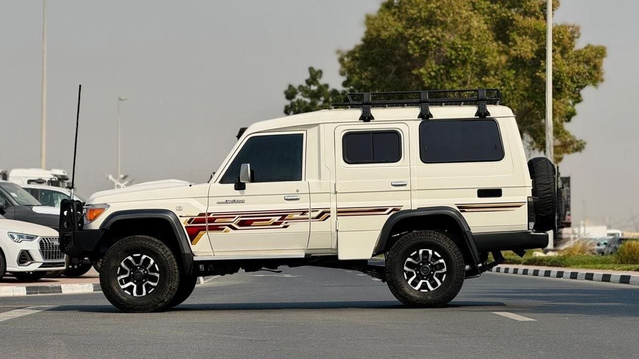 Toyota Land Cruiser 70 2018 | 4.5L DIESEL | MANUAL TRANSMISSION | RIGHT-HAND-DRIVE | MODIFIED TO AMBULANCE | HEAVY BULL BAR