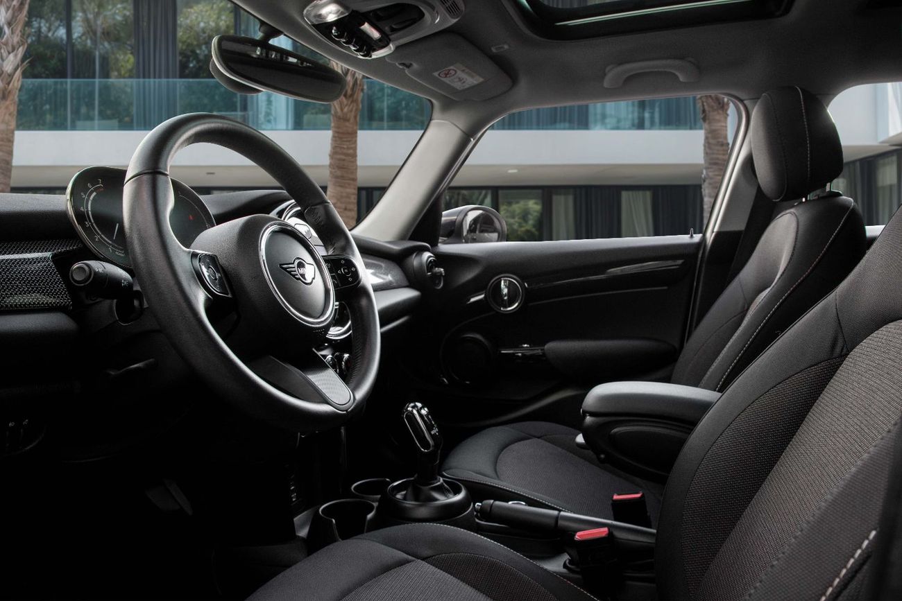 ميني كوبر | 1,567 P.M  | 0% Downpayment | Immaculate Condition!