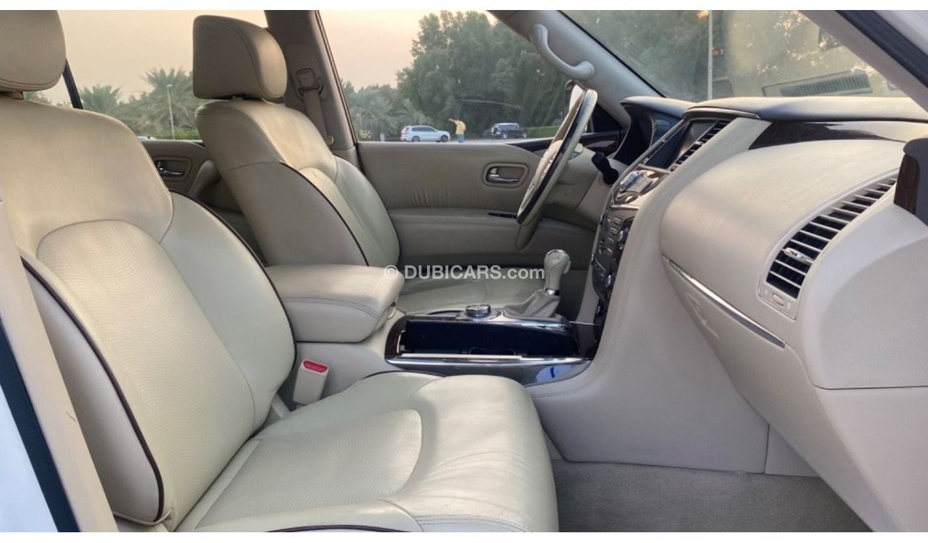 نيسان باترول LE بلاتينوم 1 على 1 رادار تحكم مسار كراسي كهرباء شاشات خلفيه خمس كاميرات بدون حادث بدون