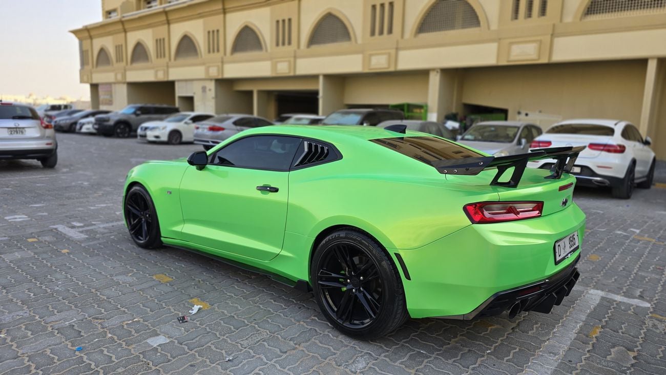 Chevrolet Camaro RS v4 2.0 Turbo