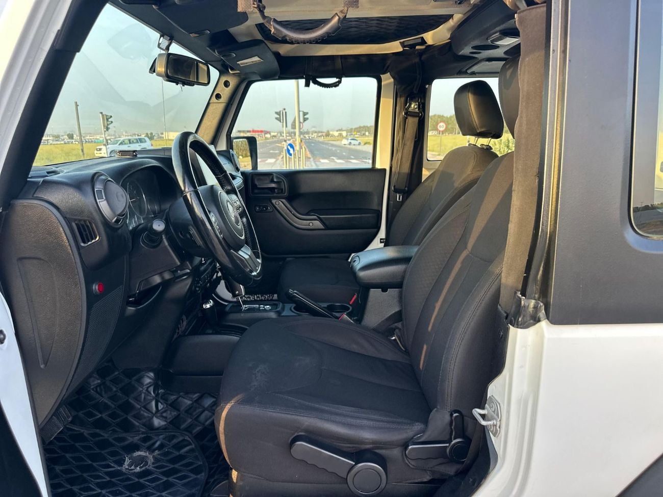 جيب رانجلر Sport Falcon 3.6L A/T (2 Door)