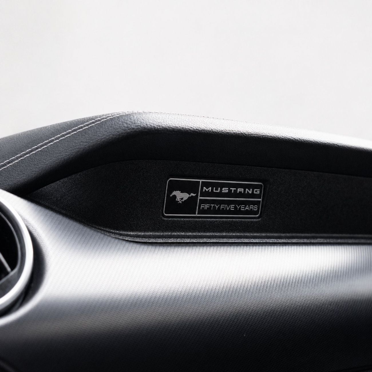 فورد موستانج GT PREMIUM 2,682 P.M • 0% Downpayment • Ford Mustang GT Premium • 1 Year Warranty