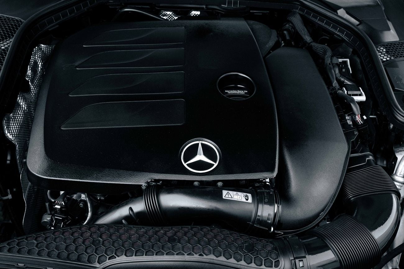 Mercedes-Benz C 200 Coupe C200 Coupe | 2,155 P.M | 0% Downpayment | Excellent Condition!